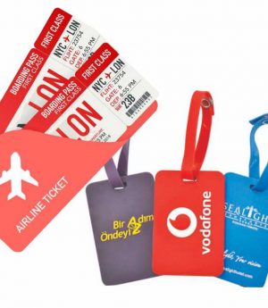 Плик за самолетни билети и етикет на куфара