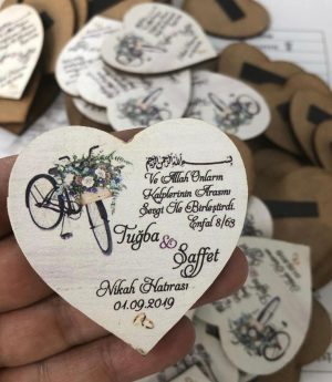 Дървен Магнит