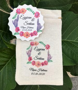 Дървен Магнит и Платнена Торбичка