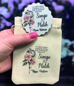 Дървен Магнит и Платнена Торбичка