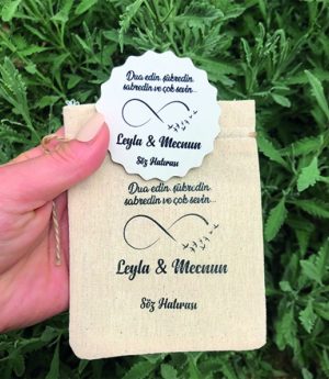 Дървен Магнит и Платнена Торбичка