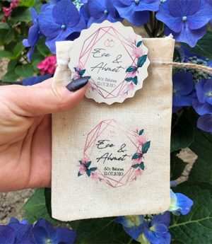 Дървен Магнит и Платнена Торбичка