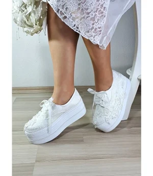 Дантелена Булчинска Обувка