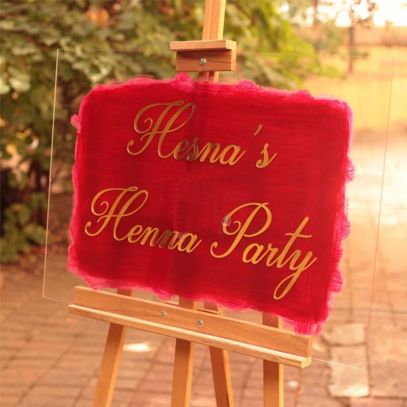 kırmızı-şeffaf-pano