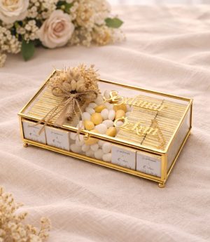 Златна Стъклена Кутия с Дражета и Шоколад Видове