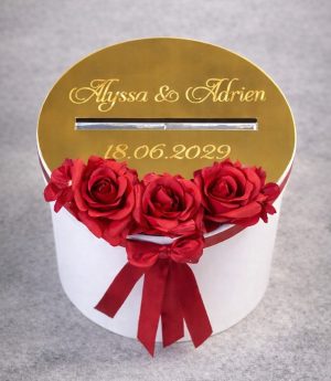 Кутия за Пари с Декорация от Рози