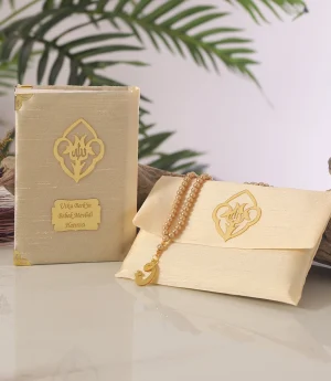 Видове Комплекти с Книга Ясин + Перлен Тесбих в Чанта от Шантунг Плат