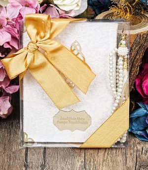 Видове Комплекти Кадифена Книга Ясин + Перлен Тесбих в Ацетатна Кутия