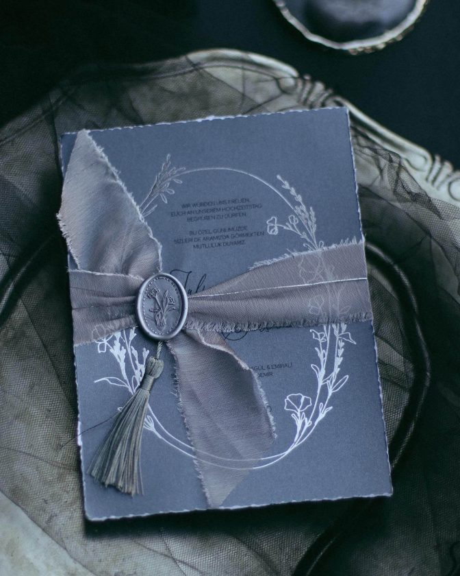 0002345_karen-grey