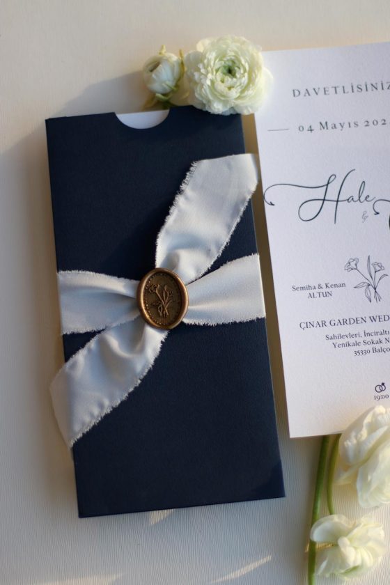 0003763_brecht-dugun-davetiyesi