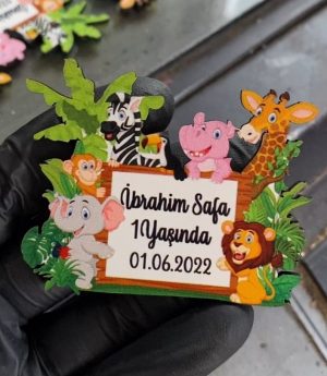 Дървен Магнит