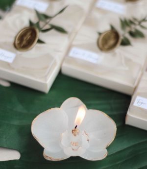 Орхидея Свещ в Кутия, с Восъчен Печат