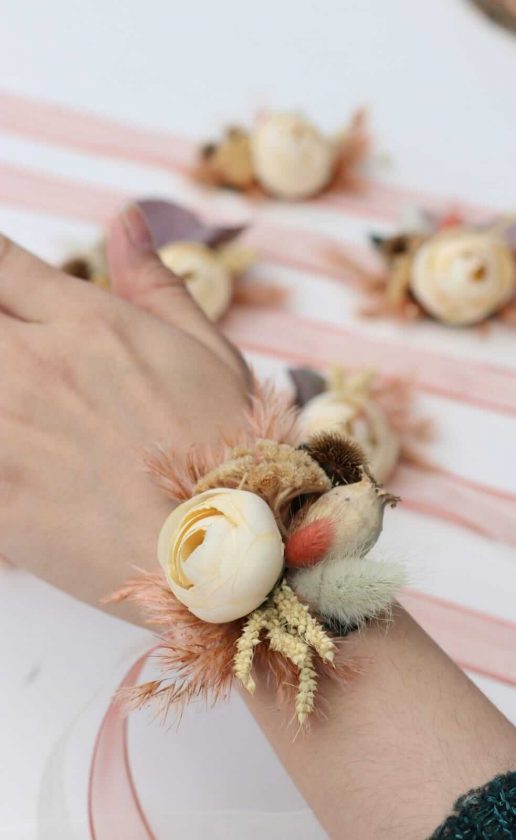 0000939_kuru-cicekli-nedime-bilekligi