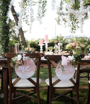 Акрилно Боядисана Украса за Стол