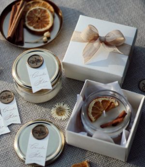 Канелена Свещ