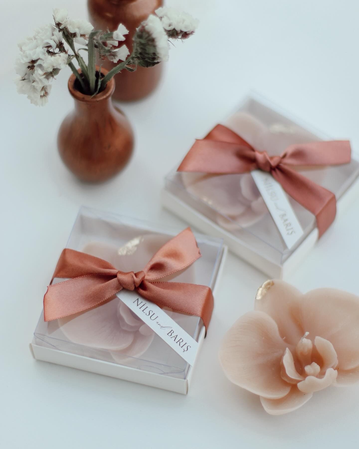 0003650_gold-varakli-orkide-mum