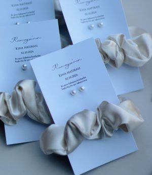 Ластик за Коса и Перлени Обеци