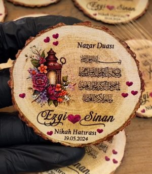 Дървен Магнит