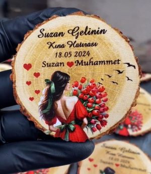 Дървен Магнит