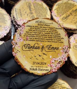 Дървен Магнит