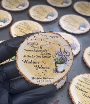 Дървен Магнит