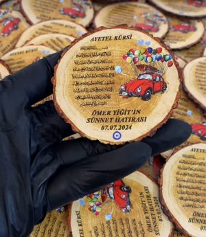 Дървен Магнит