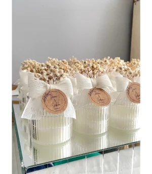 Свещ в Мика Кутия