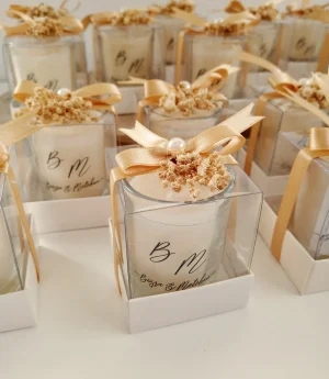 Свещ в Чаша, в Прозрачна Бяла Кутия