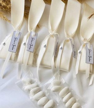 Бадемови Бонбони