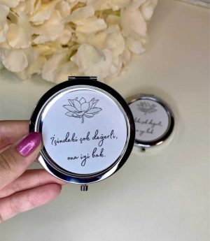 Сребърно Огледалце