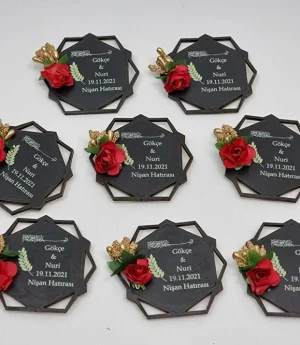 Дървен Магнит