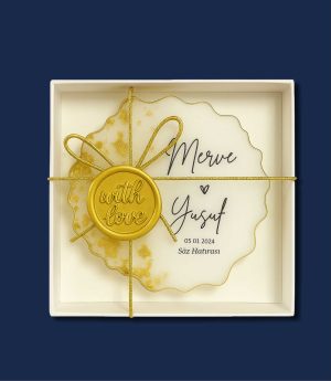 Кутия + Връв + Восъчен Печат