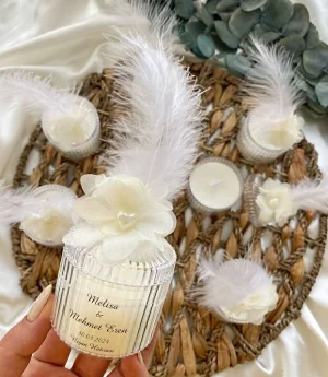 Видове Свещи с Пух и Мика с Капак