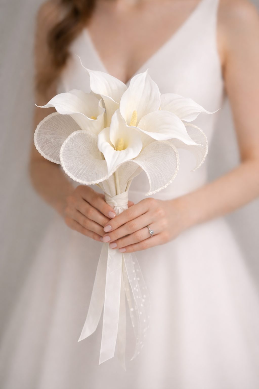 İncili Tüllü Islak Gala Gelin Buketi ve Damat Yaka Çiçeği