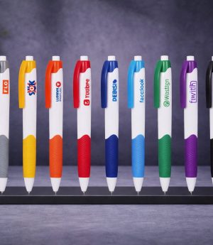 Цветове на Пластмасови Химикалки E015