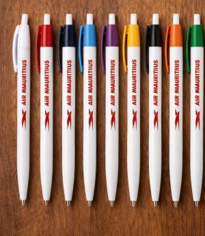 Цветове на Пластмасови Химикалки E095