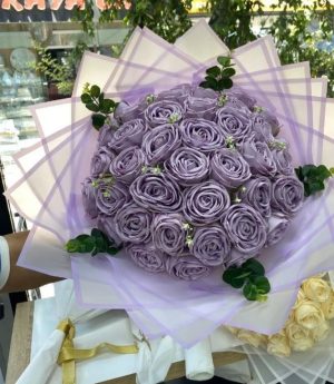 Луксозно Цвете За Искане На Ръка В Цвят Мурдум