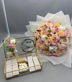 Луксозен Комплект Шоколади За Искане На Ръка С Цвете