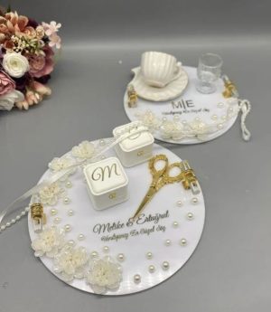 Цветна кръгла табла за годеж и искане на ръката