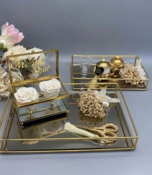 Табла за годеж с вечна роза – сладък модел