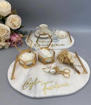 Мраморен комплект табла за годеж – злато