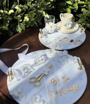 Елегантни Сребърни Комплекти Подноси За Сгодяване И Годеж