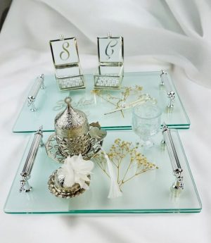 Прозрачен Поднос За Сгодяване И Комплект Подноси За Годеж