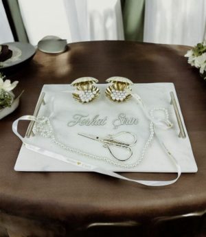 Комплекти Бели Подноси За Годеж