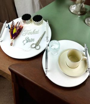 Полиестерна табла за годеж