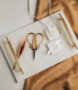 Тънка Антична Мраморна Табла За Обручение/Годеж