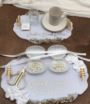 Табла За Искане На Ръка И Табла За Младоженеца