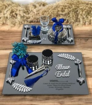 омплект От 2 Табли За Обручение И Годеж С Тъмносин Детайл