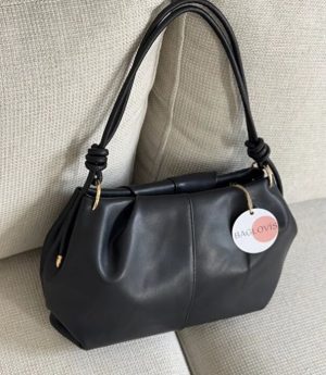 Дамска Чанта За Рамо От Изкуствена Кожа С Възел Детайл