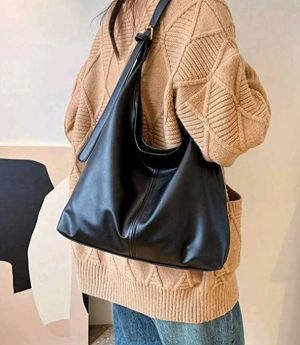 Чанта За Рамо От Мека Еко Кожа – Дамска Чанта За Ръка